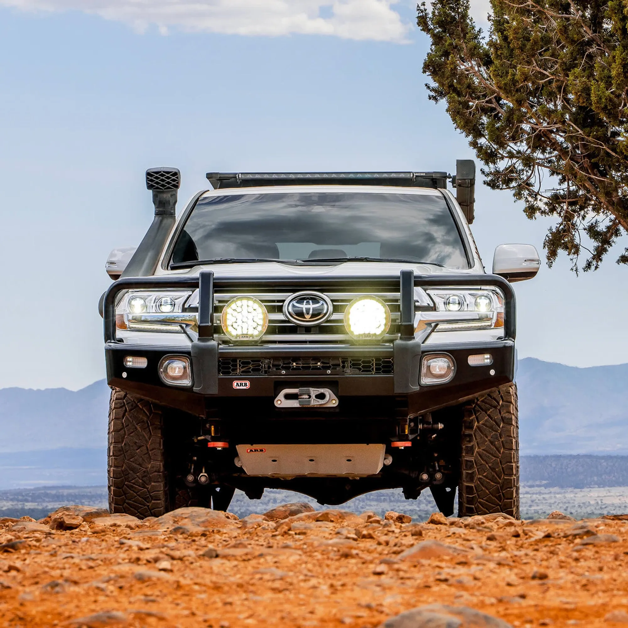 '16-21 LC200 ARB Front Summit Bumper