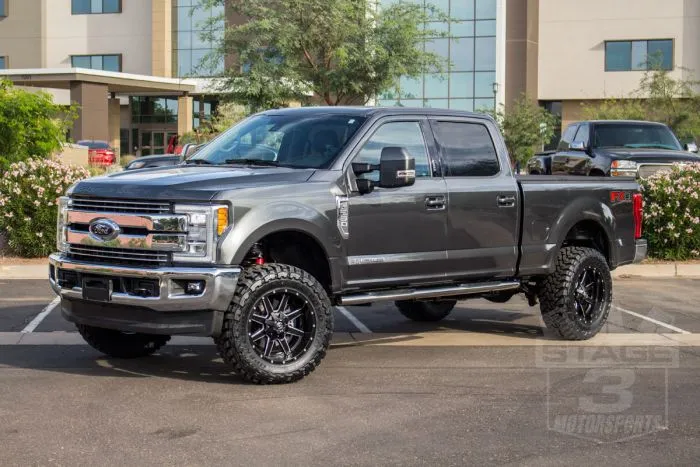 2.5" Coil Spring Front Lift Kit W/SST3000 Shocks- Ford F-250 Super Duty - F-350 Super Duty Diesel 4WD 2011-2023