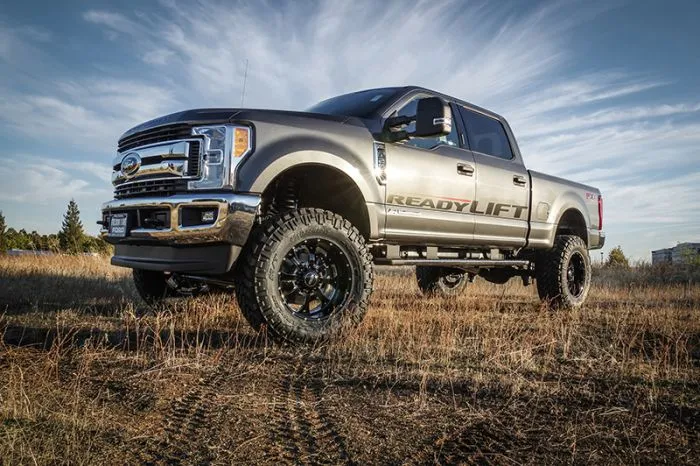 6.5" Lift Kit - Ford F-250 Super Duty Diesel (One-Piece Drive Shaft Only) W/ SST3000 Shocks 2017-2019