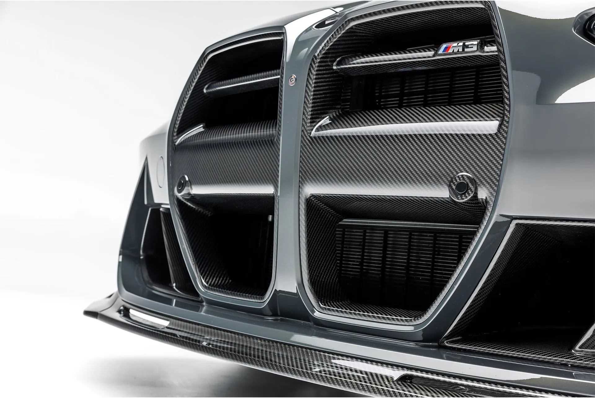 Vorsteiner BMW G8X VRS Aero Program - Carbon Fiber Front Grille