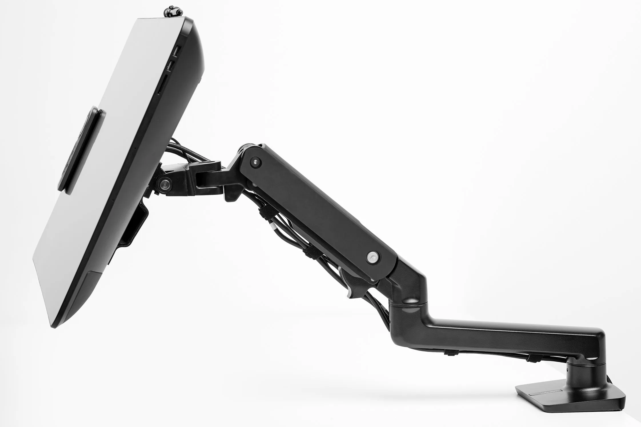 Wacom Cintiq Pro 24inch Pen Display   Flex Arm Bundle DTK2420K0