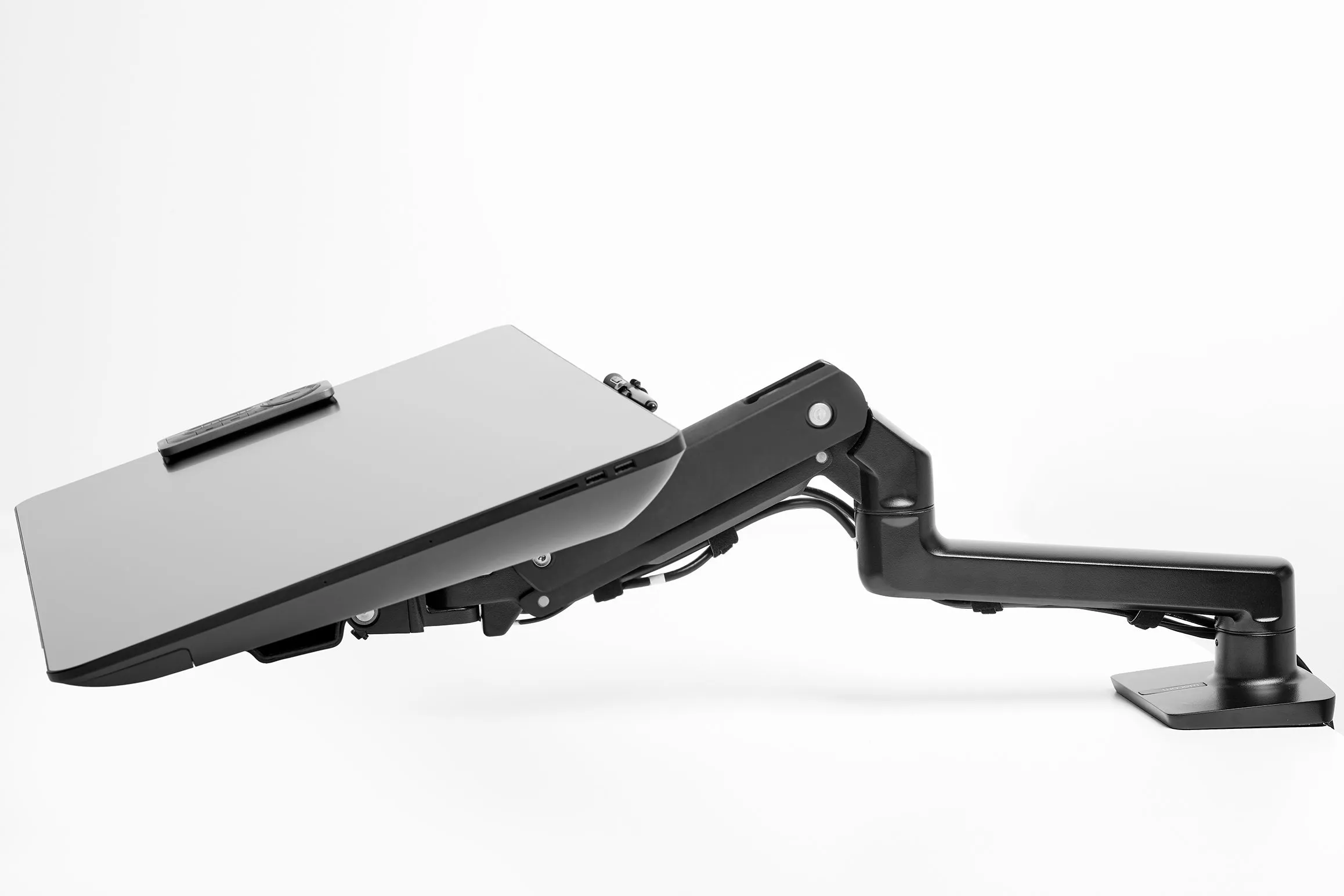 Wacom Cintiq Pro 24inch Pen Display   Flex Arm Bundle DTK2420K0